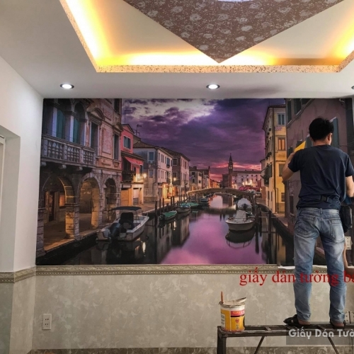 Actual construction of Bao Viet wall paintings