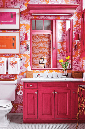 Giấy dán tường màu hồng nổi bật căn phòng